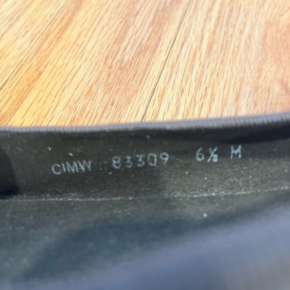 Stuart Weitzman Tortoise Shell Flats - Picture 6 of 6